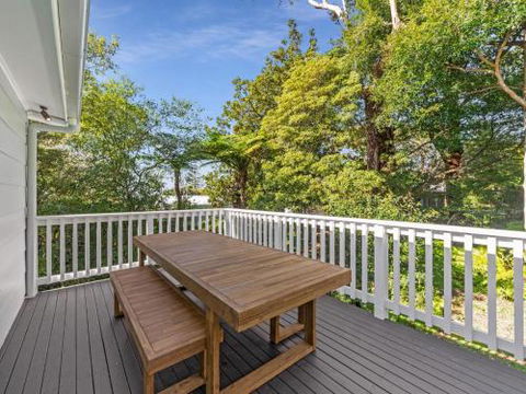 MOBYS At HYAMS Hyams Beach 4pm Check Out Sundays - Tourism Canberra 5