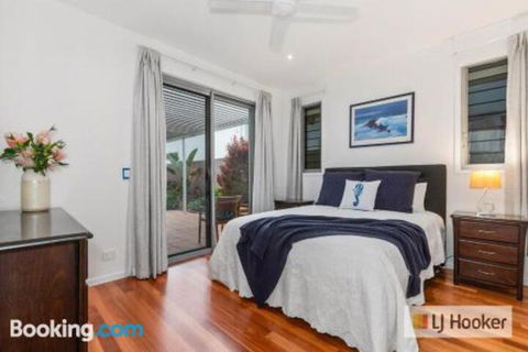 HIGH TIDES On ELLISTON - Tourism Canberra 6