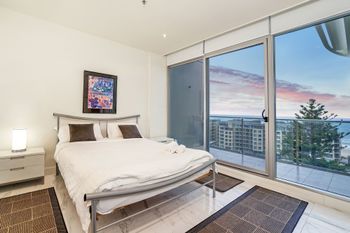 Penthouse Liberty Towers - Tourism Canberra 2