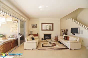 Northern Gold Coast QLD Tourism Canberra