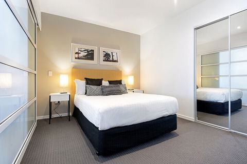 H Residences 2 Bedroom Ocean View In Surfers Paradise - Tourism Canberra 2