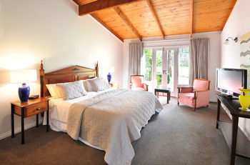 Araluen Lodge & Villas - Tourism Canberra 4