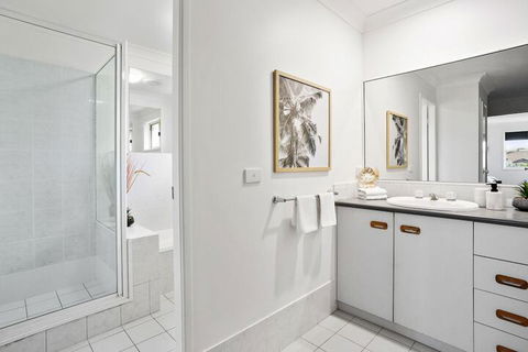 Lennox Belle - Tourism Canberra 4