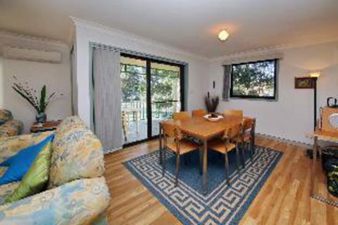 2 Bedroom Apartment Carindale - Tourism Canberra 0