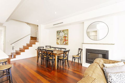 Cottesloe Aqua Retreat - Executive Escapes - Tourism Canberra 6