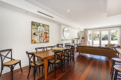 Cottesloe Aqua Retreat - Executive Escapes - Tourism Canberra 5