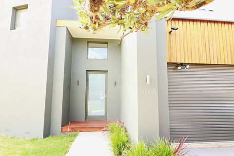 Break Point - Tourism Canberra 0