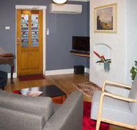 Heritage Listed Georgian Cottage - Tourism Canberra