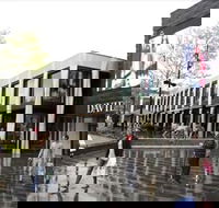 Evelyn507 - Tourism Canberra