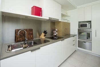 Blue On Blue Apartment 811 - Tourism Canberra 1