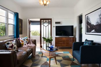 Alba House - Tourism Canberra 5