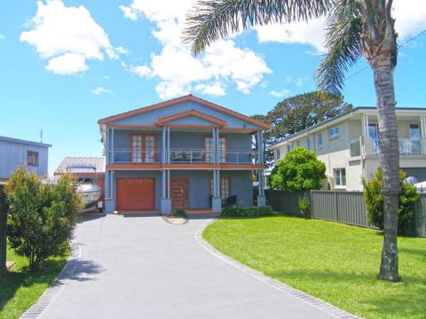 HAIS44 Palais DAmor - Tourism Canberra 5