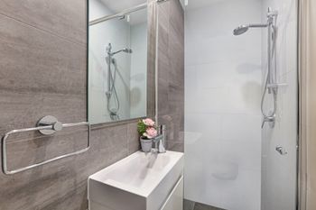 RUBINA VILLAS SYDNEY - Tourism Canberra 4