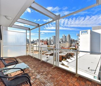 Deluxe Sydney Central Penthouse With Pool & Gym - Tourism Canberra 1