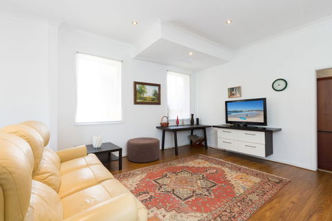 Pelicanstay Holiday Home Bondi Beach - Tourism Canberra 1