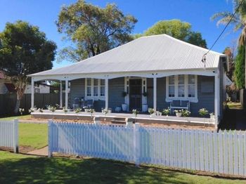 Edgeworth Street Manor - Tourism Canberra 0