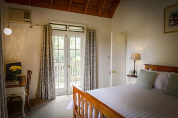 Arcadia Bed & Breakfast & Cottages - Tourism Canberra 1