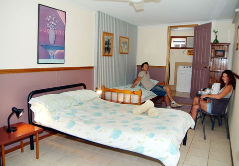 Woolshed Eco Lodge - Tourism Canberra 5