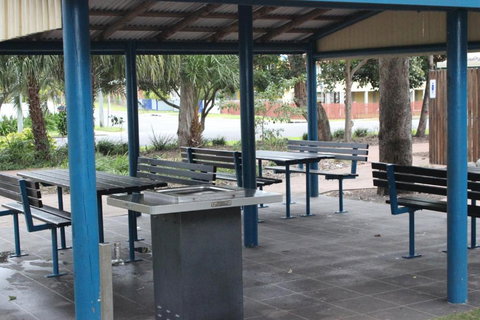 Five 3 Five - The Beachside Barracks - Tourism Canberra 2