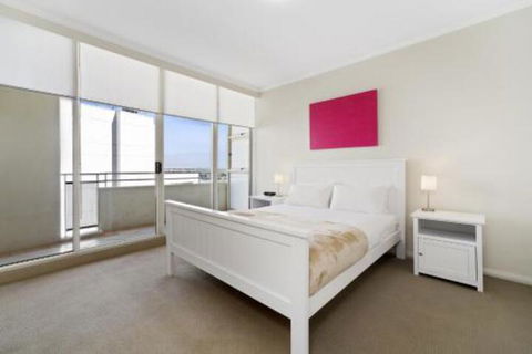 Astra Apartments Sydney Kent Street - Tourism Canberra 0