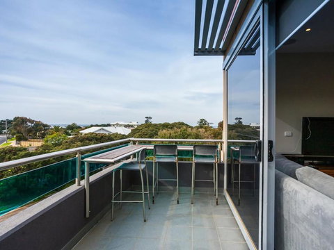 7 Bell Street Apartments - Tourism Canberra 3
