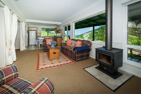 The Bryn At Tilba Family Cottage - Tourism Canberra 6