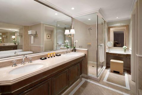 Shangri-La Hotel, Sydney - Tourism Canberra 5