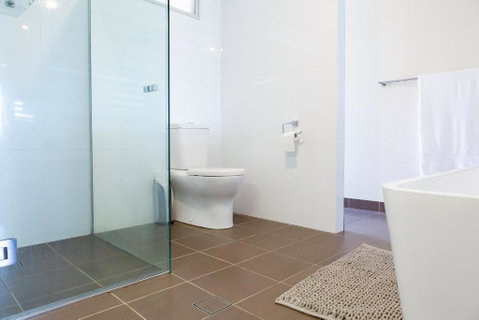 Beach & Bay Holiday House - Tourism Canberra 2