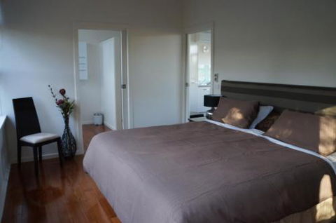 Harmony At Tower Hill Apartment - Tourism Canberra 6