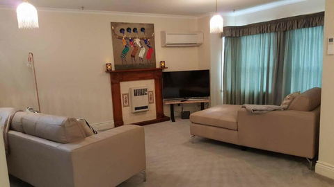 3 Batten Street - Tourism Canberra 2
