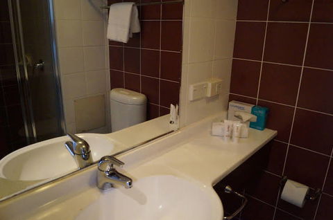 Y Hotel City South - Tourism Canberra 0