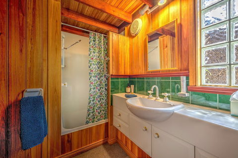 Sheoak On The Bay - Tourism Canberra 1