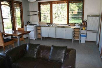 The Cedars Cottages - Tourism Canberra 5