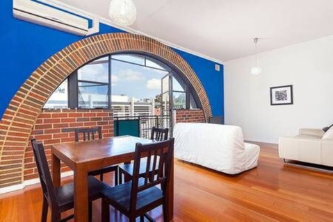 Stylish 2 Bedroom Apartment In The City - Tourism Canberra 5