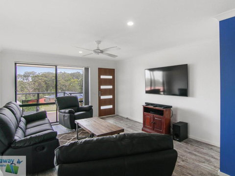 Rays On Elizabeth Parade - Tourism Canberra 4