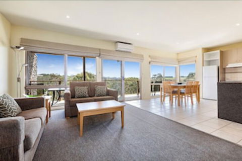 Bellbrae Country Club Surf Coast - Tourism Canberra 4