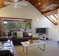 A PERFECT STAY - Clarkes Beach Villa - Tourism Canberra