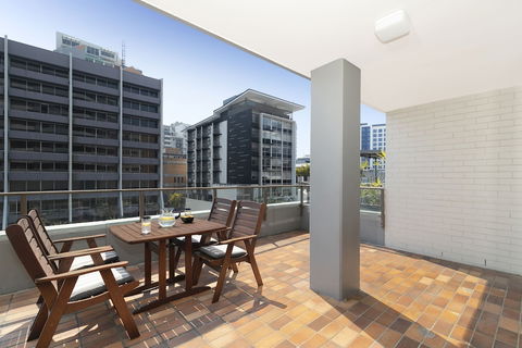 The Astor Apartments - Tourism Canberra 6