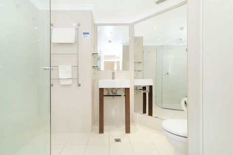 The Astor Apartments - Tourism Canberra 5