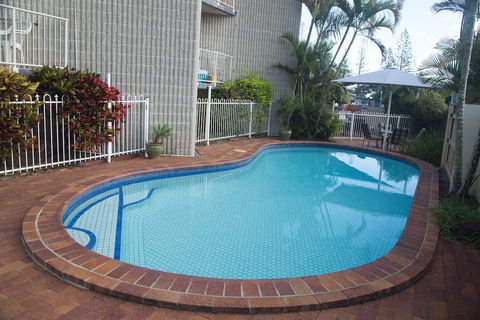Northpoint Holiday Apartments - Tourism Canberra 0
