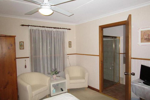 Southern Vales Bed & Breakfast - Tourism Canberra 4