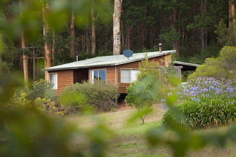 Bombina Cottages - Tourism Canberra 2