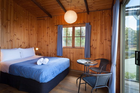 Bombina Cottages - Tourism Canberra 4