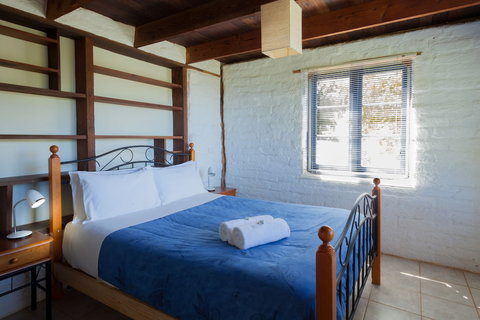 Bombina Cottages - Tourism Canberra 6