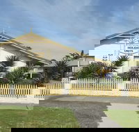 Lakes Entrance Holiday Units - Tourism Canberra