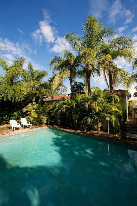 Caralina Court - Tourism Canberra 0