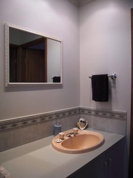 Barossa Country Cottages - Tourism Canberra 4