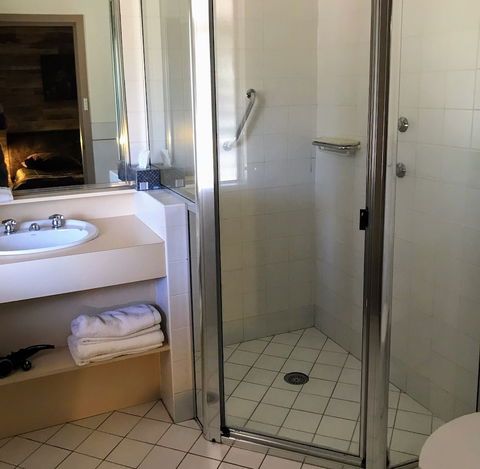Cottonwood Lodge - Tourism Canberra 6