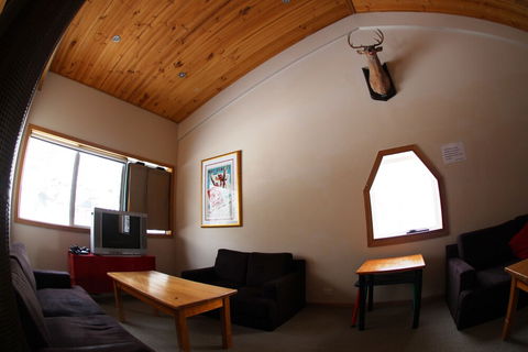 Sugarbush Lodge & Apartments - Tourism Canberra 4