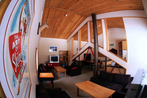 Sugarbush Lodge & Apartments - Tourism Canberra 1